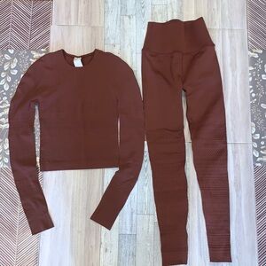 Fabletics Sculptknit Leggings S Top XS